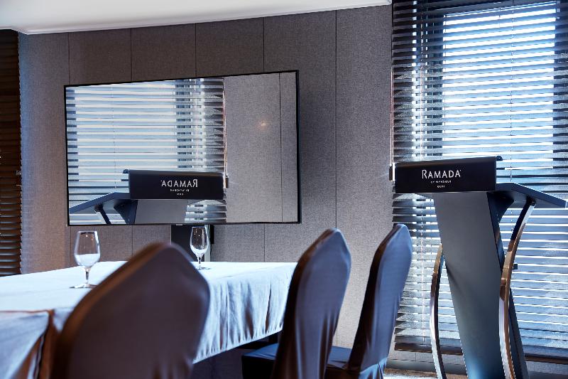 בית מלון כפרי Ramada By Wyndham Gumi