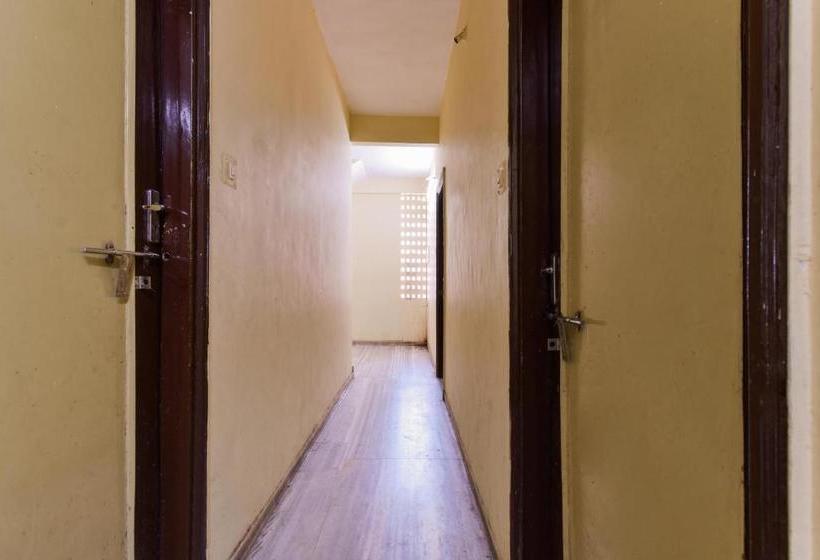 ホテル Spot On 75917  Green Palace