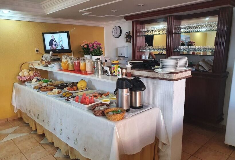 Отель Sta Mônica Marília