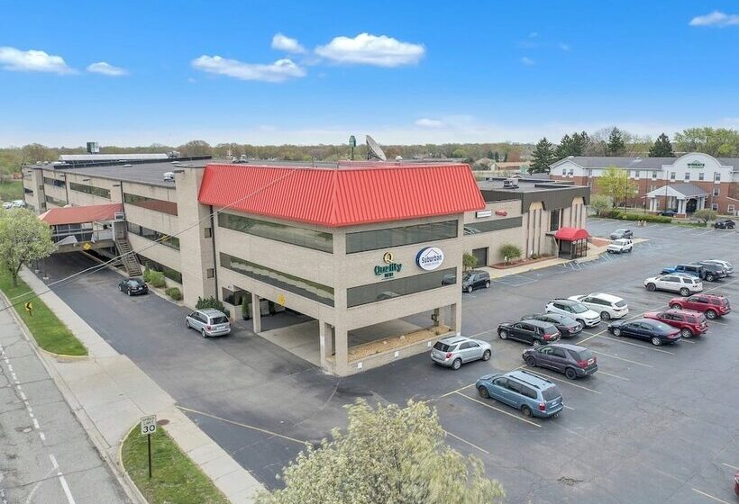 בית מלון כפרי Quality Inn Roseville Detroit North