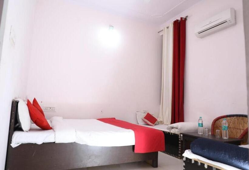 בית מלון כפרי The Forest View Resort