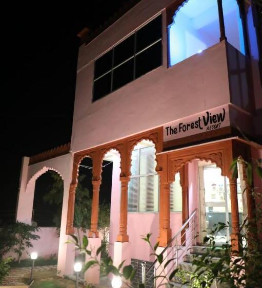 בית מלון כפרי The Forest View Resort