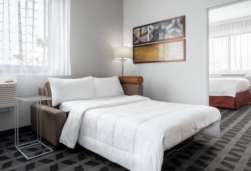 فندق Towneplace Suites By Marriott Venice