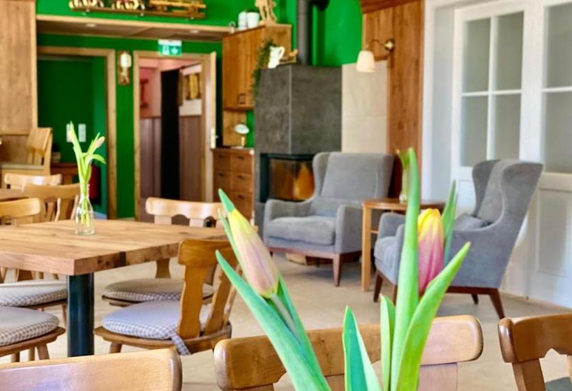 בית מלון כפרי Waitzingers