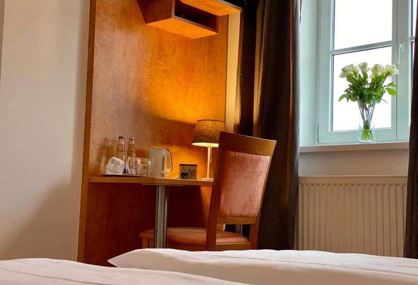 בית מלון כפרי Waitzingers