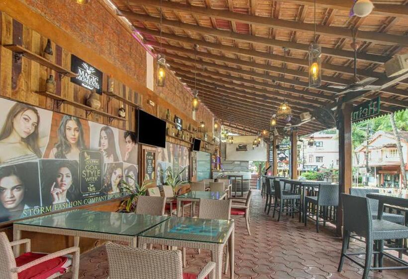 Itsy Hotels Tao Residency, 2 Minutes Walk From Baga Beach