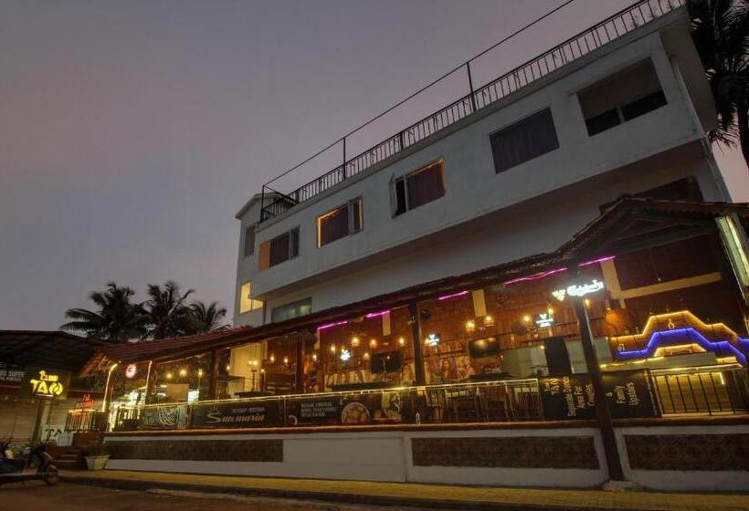 Itsy Hotels Tao Residency, 2 Minutes Walk From Baga Beach