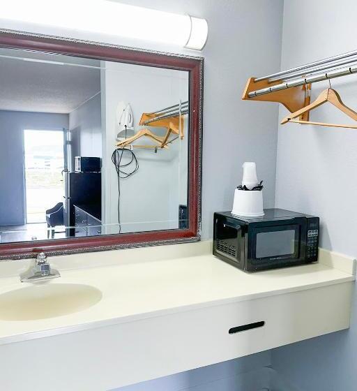 Motel 6 Madisonville, Ky  Morton’s Gap