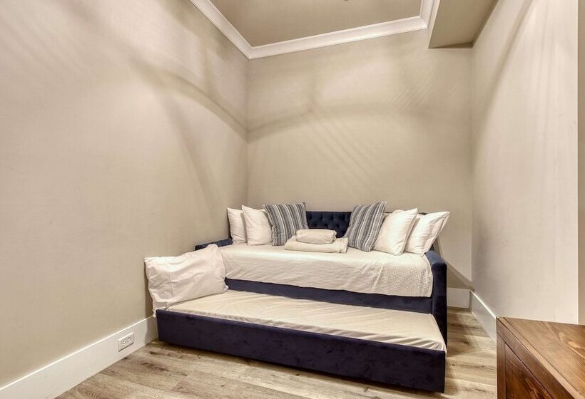 New Hotel Collection Smoky Mountains