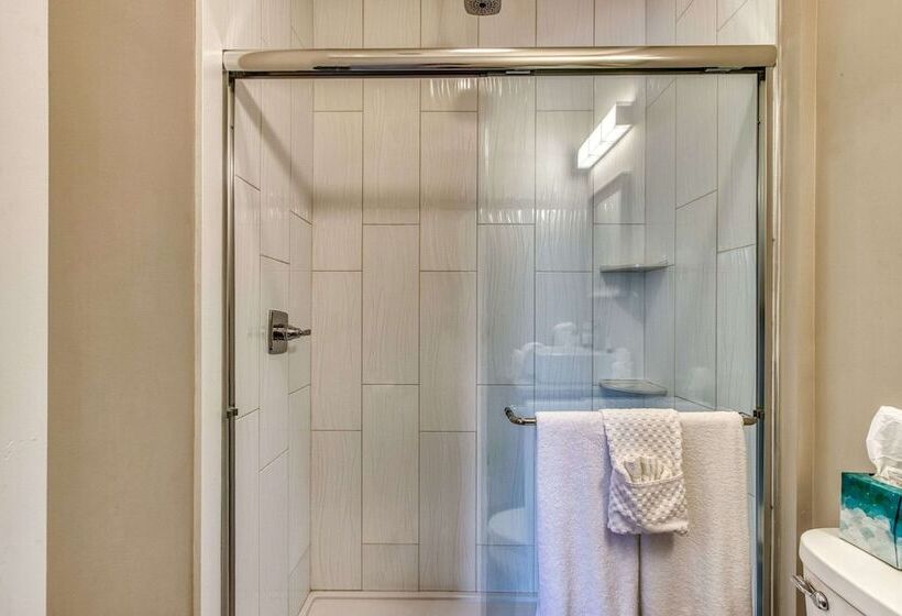 New Hotel Collection Smoky Mountains