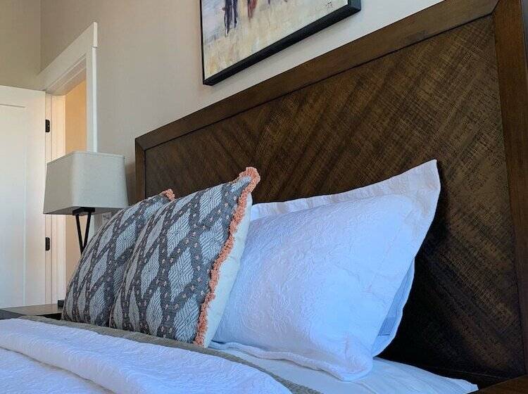 New Hotel Collection Smoky Mountains