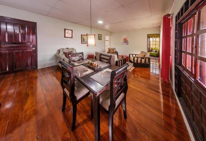 پانسیون Delcafetalcr