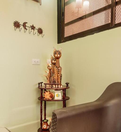 پانسیون Delcafetalcr