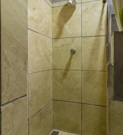 پانسیون Delcafetalcr