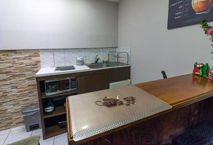 پانسیون Delcafetalcr