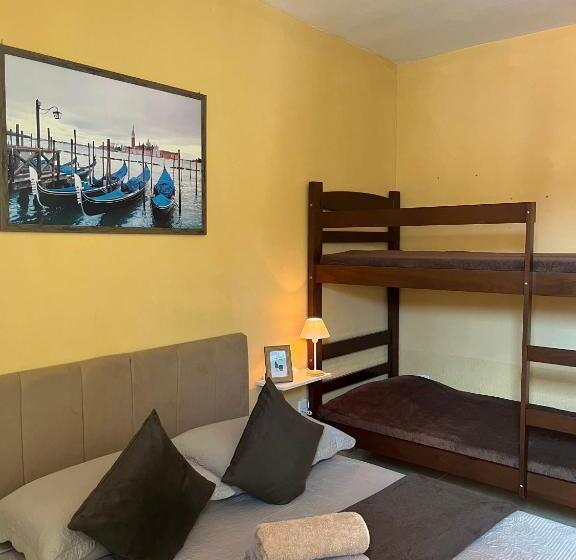 پانسیون Suítes Brandi