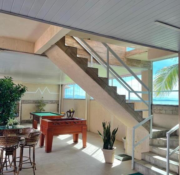 پانسیون Suítes Brandi