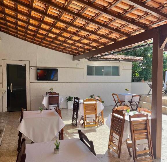 پانسیون Suítes Brandi