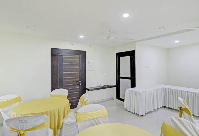 Treebo Trend Hotel Krishna