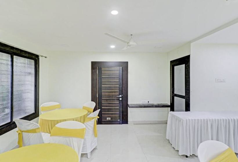 Treebo Trend Hotel Krishna