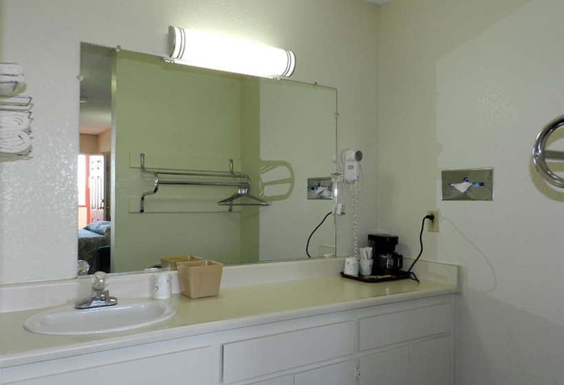 High Desert Motel Joshua Tree National Park