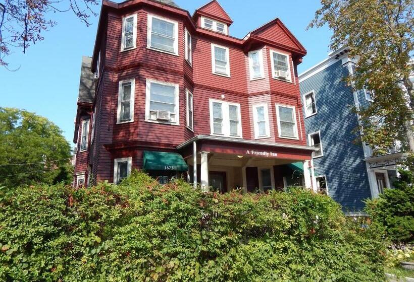 ホテル A Friendly Inn At Harvard