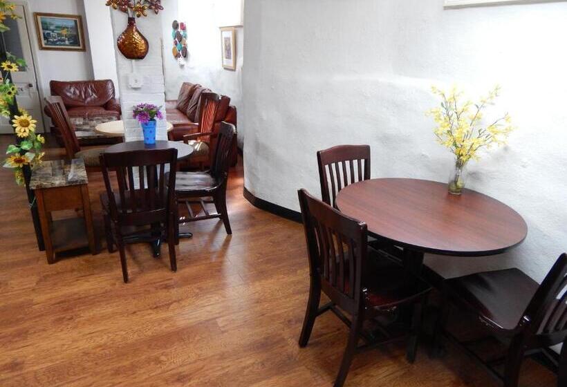 ホテル A Friendly Inn At Harvard