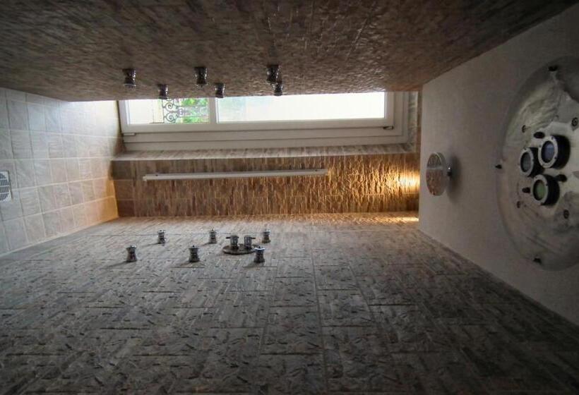 فندق Al Pelmo Wellness