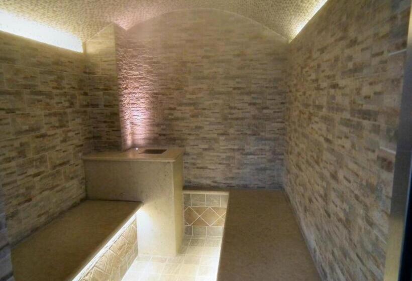 فندق Al Pelmo Wellness