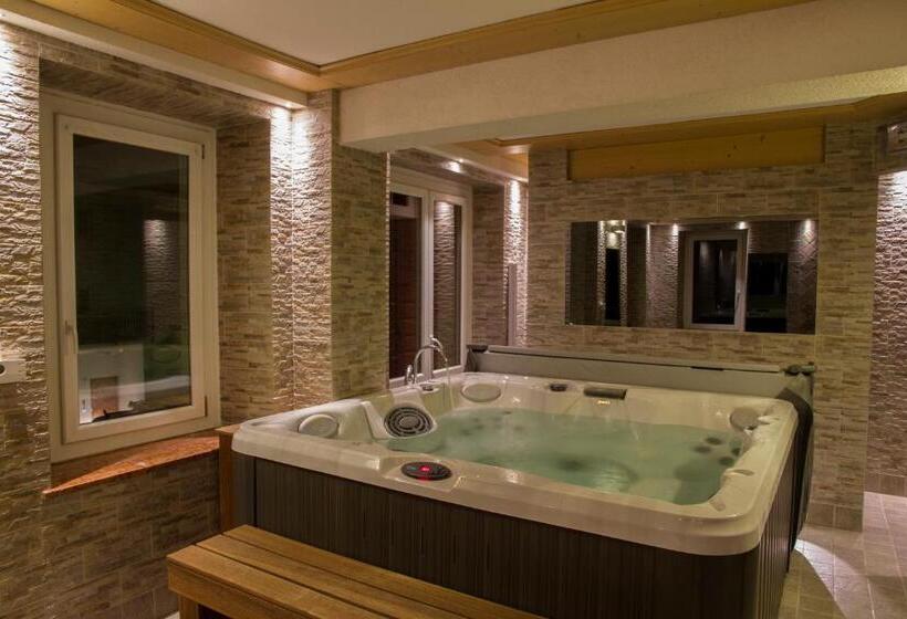 فندق Al Pelmo Wellness