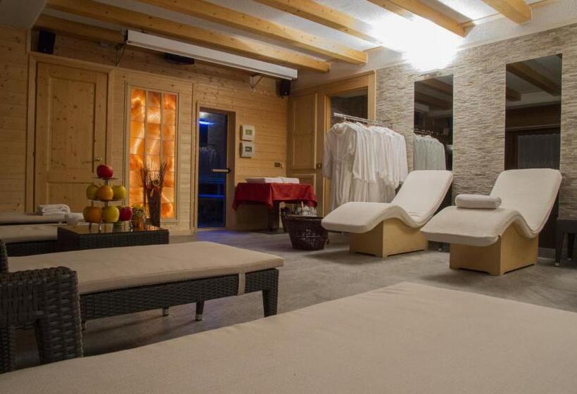 فندق Al Pelmo Wellness