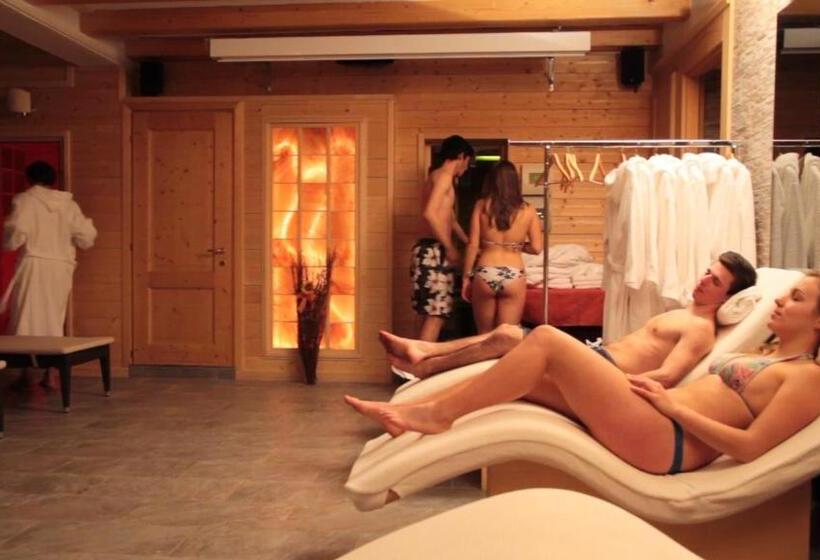 فندق Al Pelmo Wellness