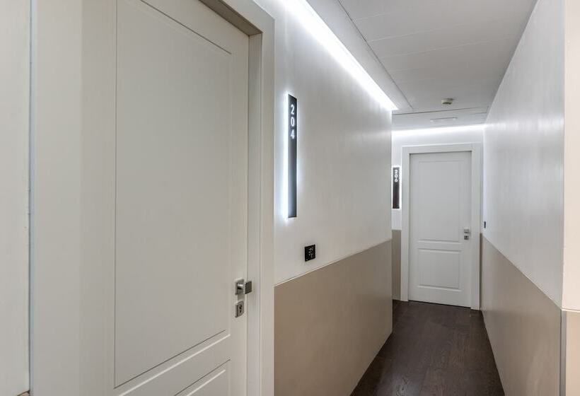 هتل Albergo Abruzzi