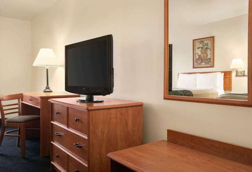 ホテル Baymont By Wyndham Buffalo