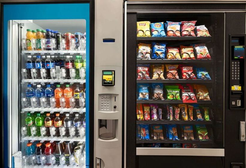 ホテル Baymont By Wyndham Buffalo