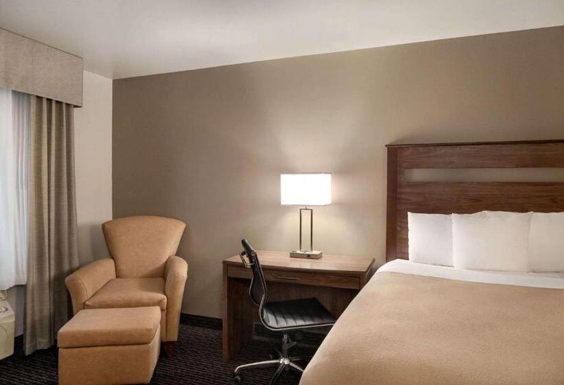 ホテル Baymont By Wyndham Buffalo