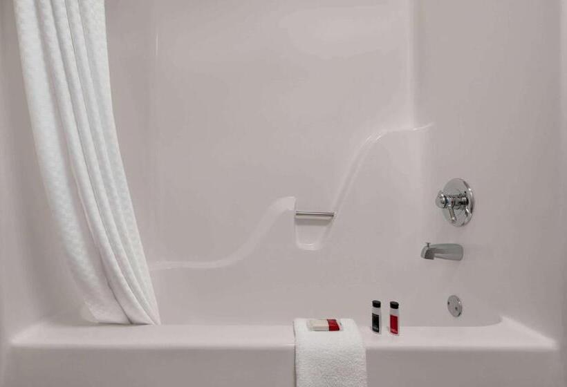 ホテル Baymont By Wyndham Buffalo