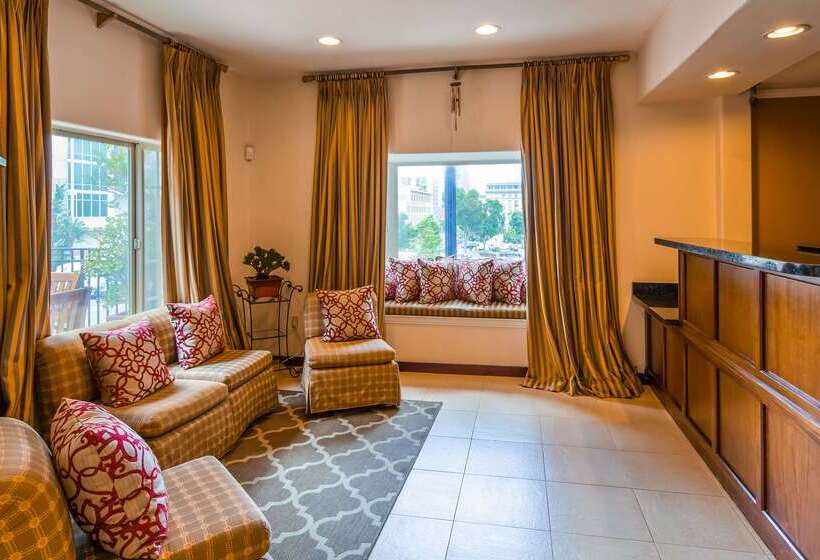 בית מלון כפרי Best Western Downtown San Diego