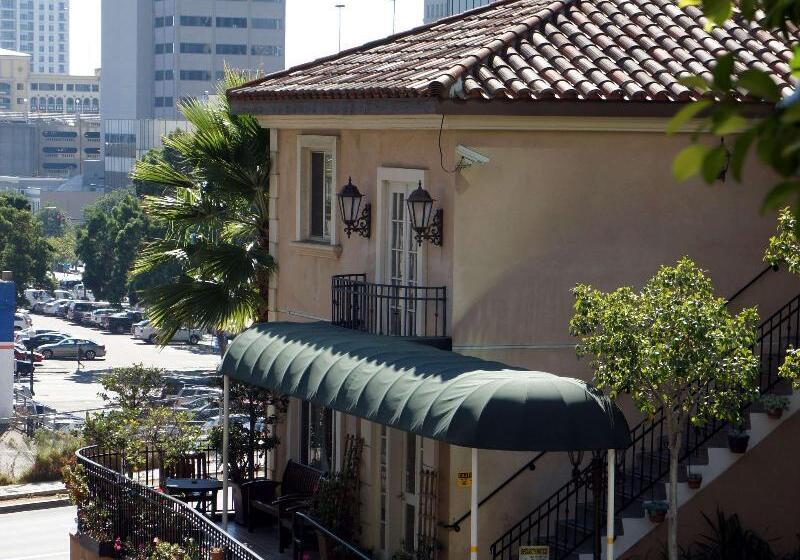 בית מלון כפרי Best Western Downtown San Diego