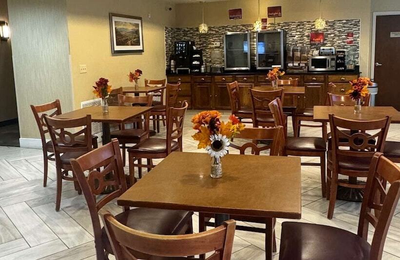 ホテル Best Western Plus Hannaford Inn & Suites