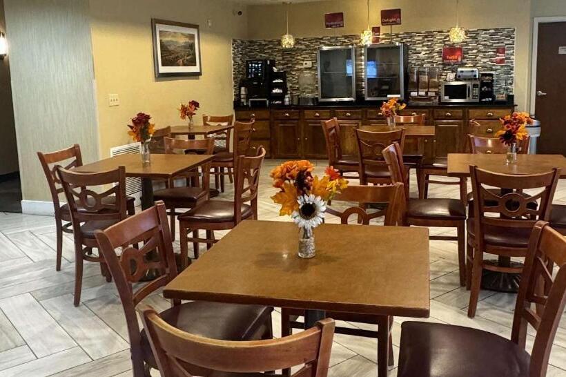 ホテル Best Western Plus Hannaford Inn & Suites