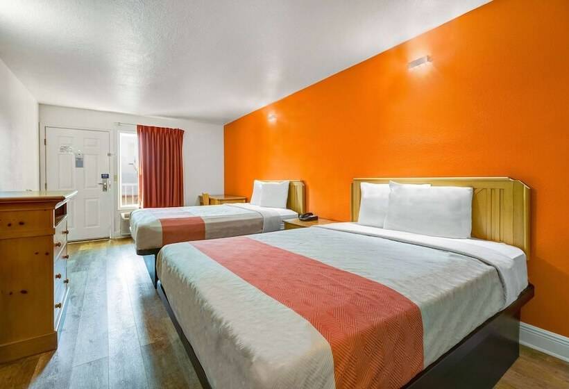 ホテル Briarstone Inn