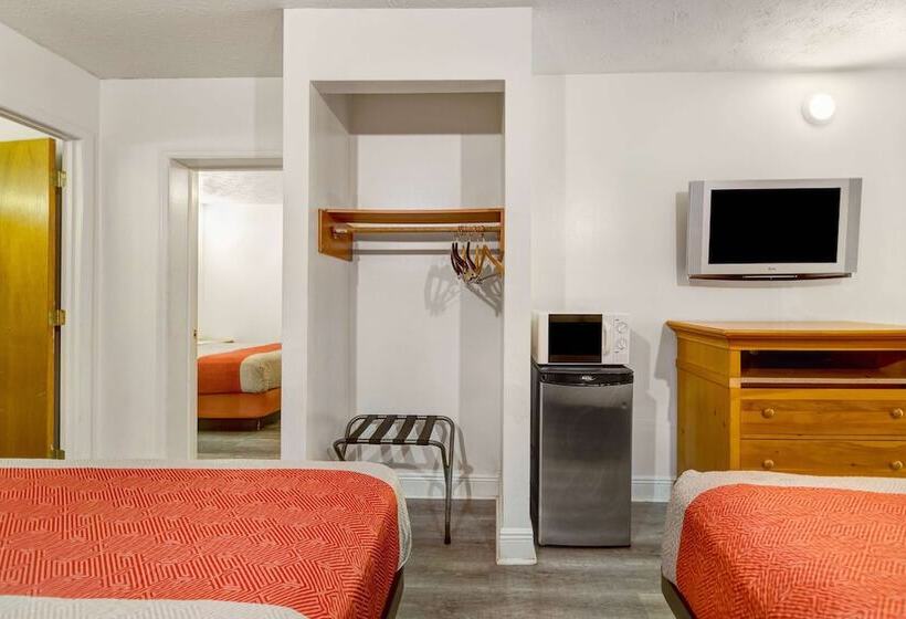 ホテル Briarstone Inn