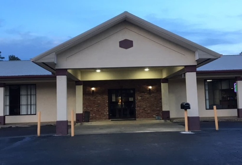 فندق Budget Inn & Suites  Talladega