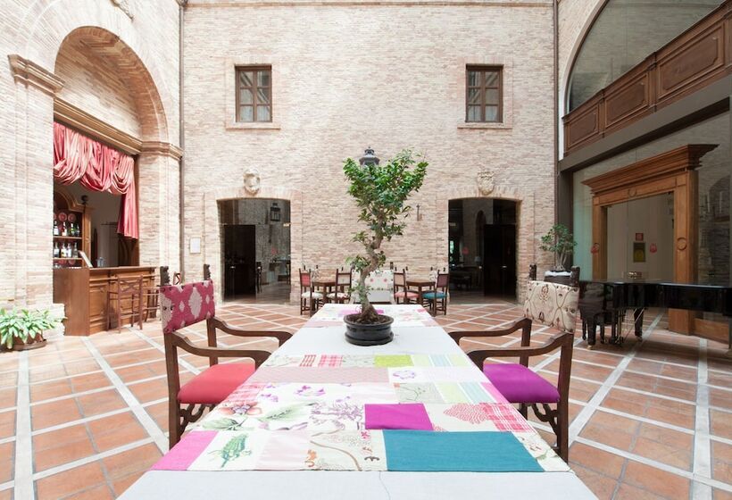 בית מלון כפרי Castello Chiola