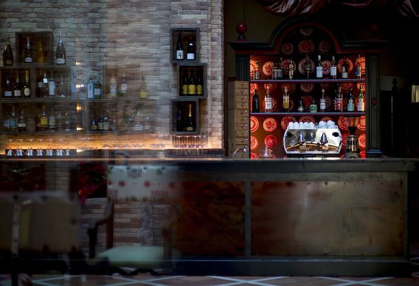 בית מלון כפרי Castello Chiola