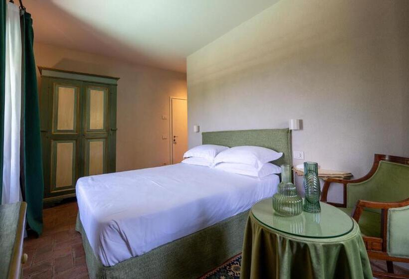 ホテル Palazzo Viviani Castello Di Montegridolfo