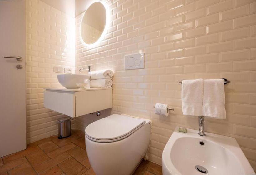 호텔 Palazzo Viviani Castello Di Montegridolfo