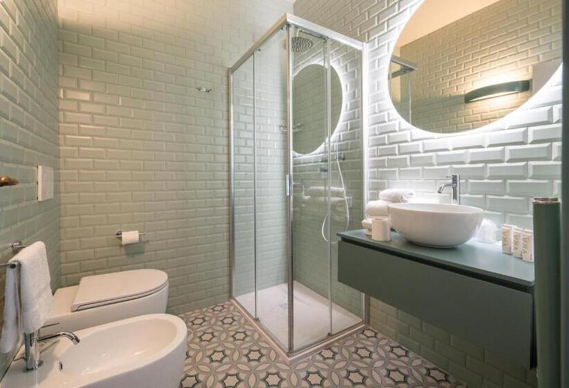 ホテル Palazzo Viviani Castello Di Montegridolfo