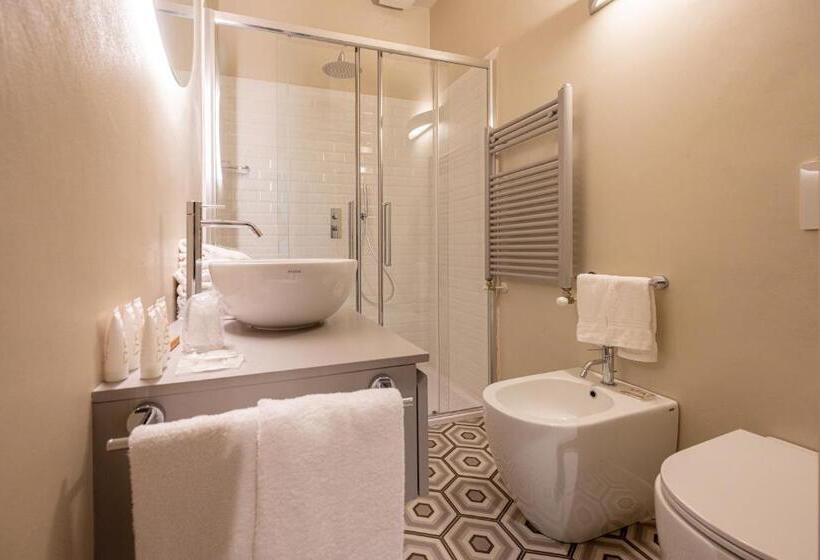 ホテル Palazzo Viviani Castello Di Montegridolfo